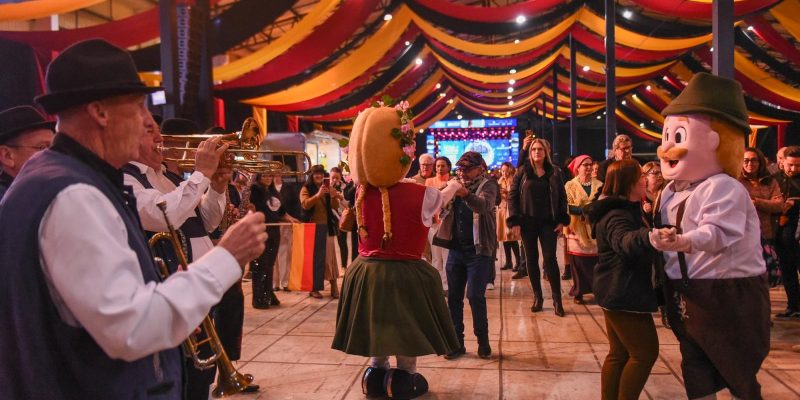 Oktoberfest Gramado 2026: ingressos, shows e programação