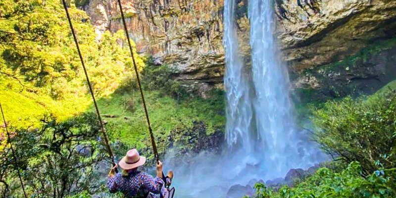 Tour Pé da Cascata - Bate e Volta