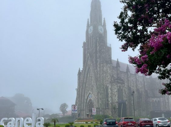 Catedral de Pedra  - Foto 14 de 1